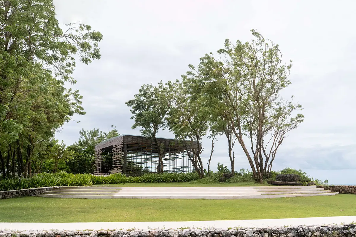 cliff top lawn cabana