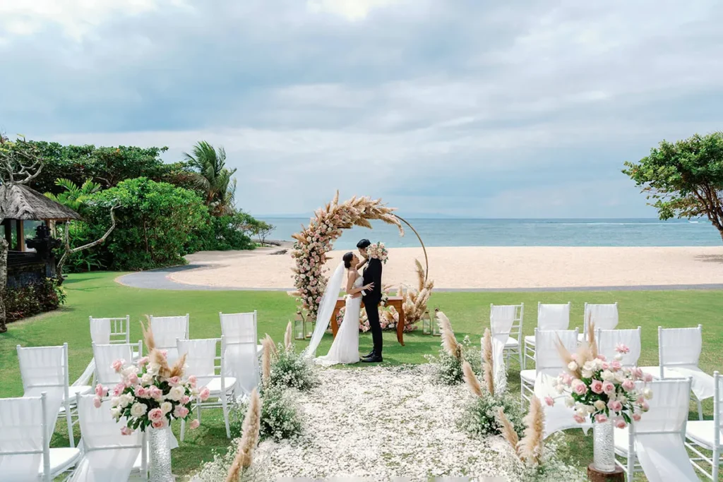 nusa dua beach hotel wedding venue