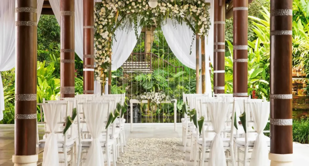 como uma ubud kemiri restaurant