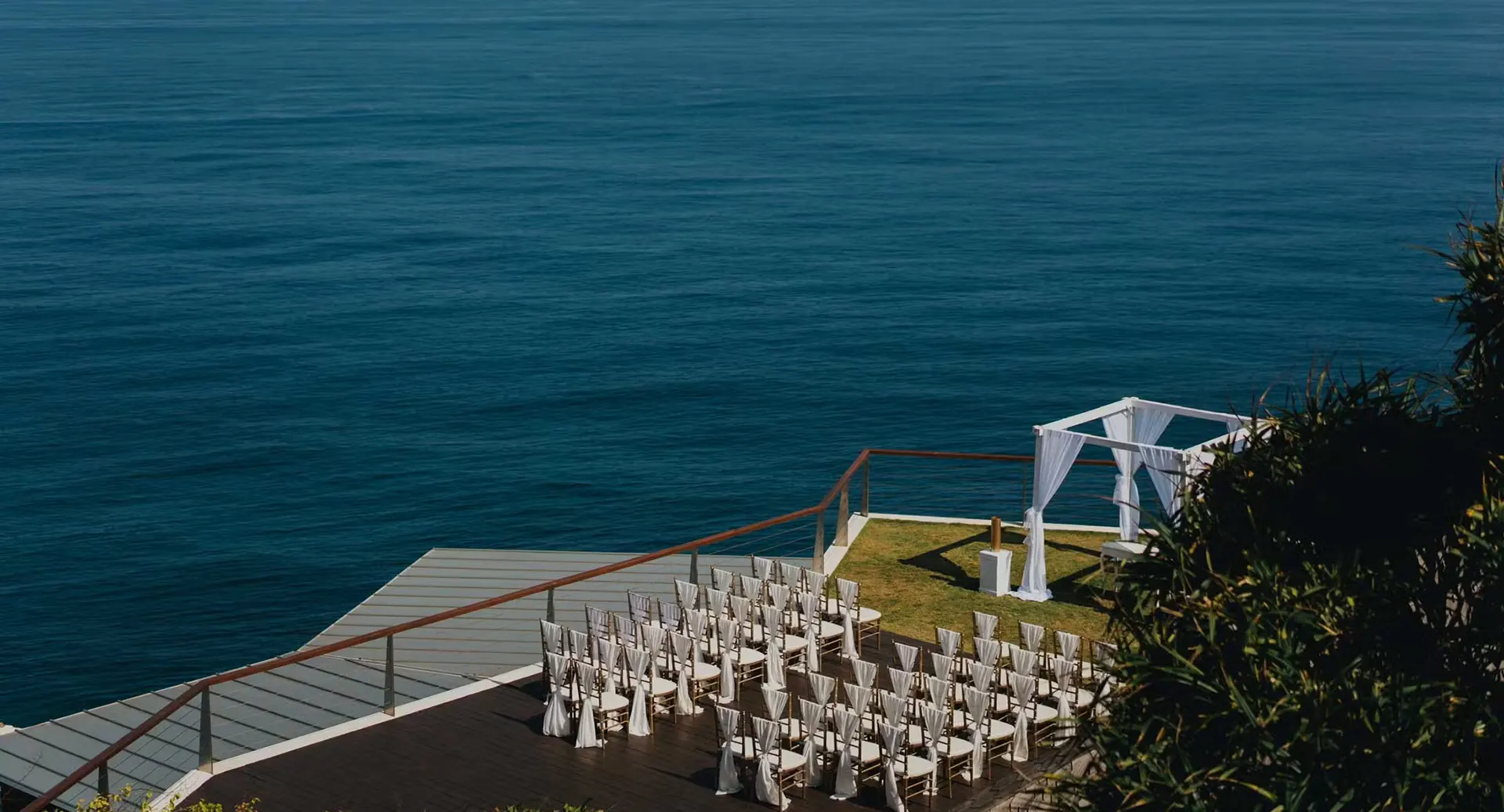 the edge sea wedding
